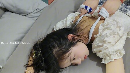 211858xpqeeae4epaezm4h.jpg